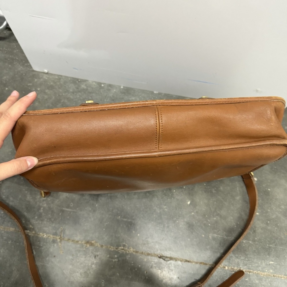 Vintage Coach Leather Laptop Briefcase Messanger Bag British Tan - Picture 10 of 11
